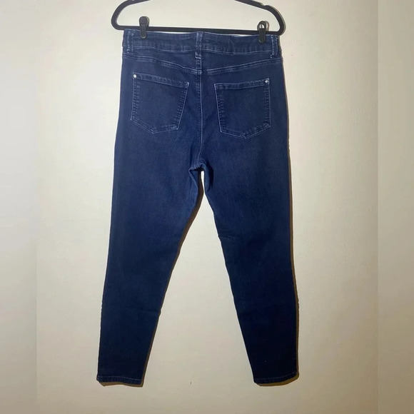 High Rise Straight-Leg Jeans - Picture 2 of 2